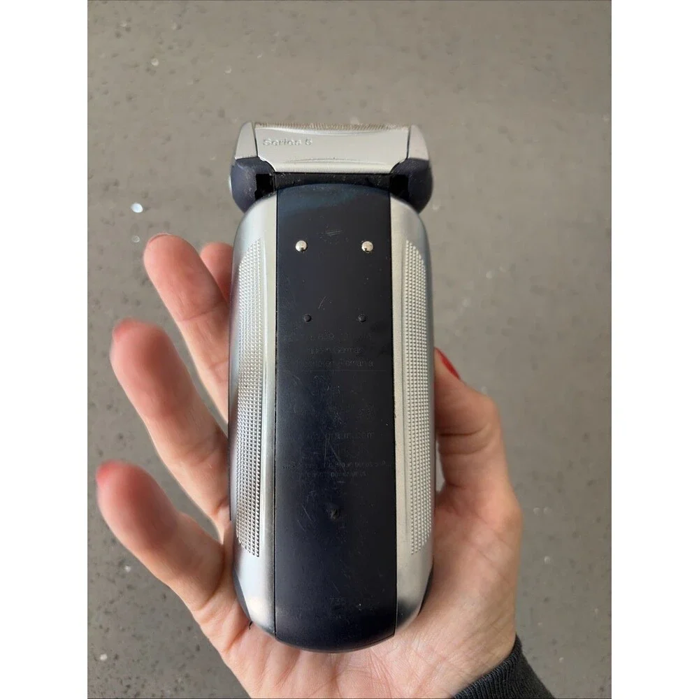 Braun Series 5 8985 cc Electric Shaver Mens Silver Black 360 Razor **UNTESTED**